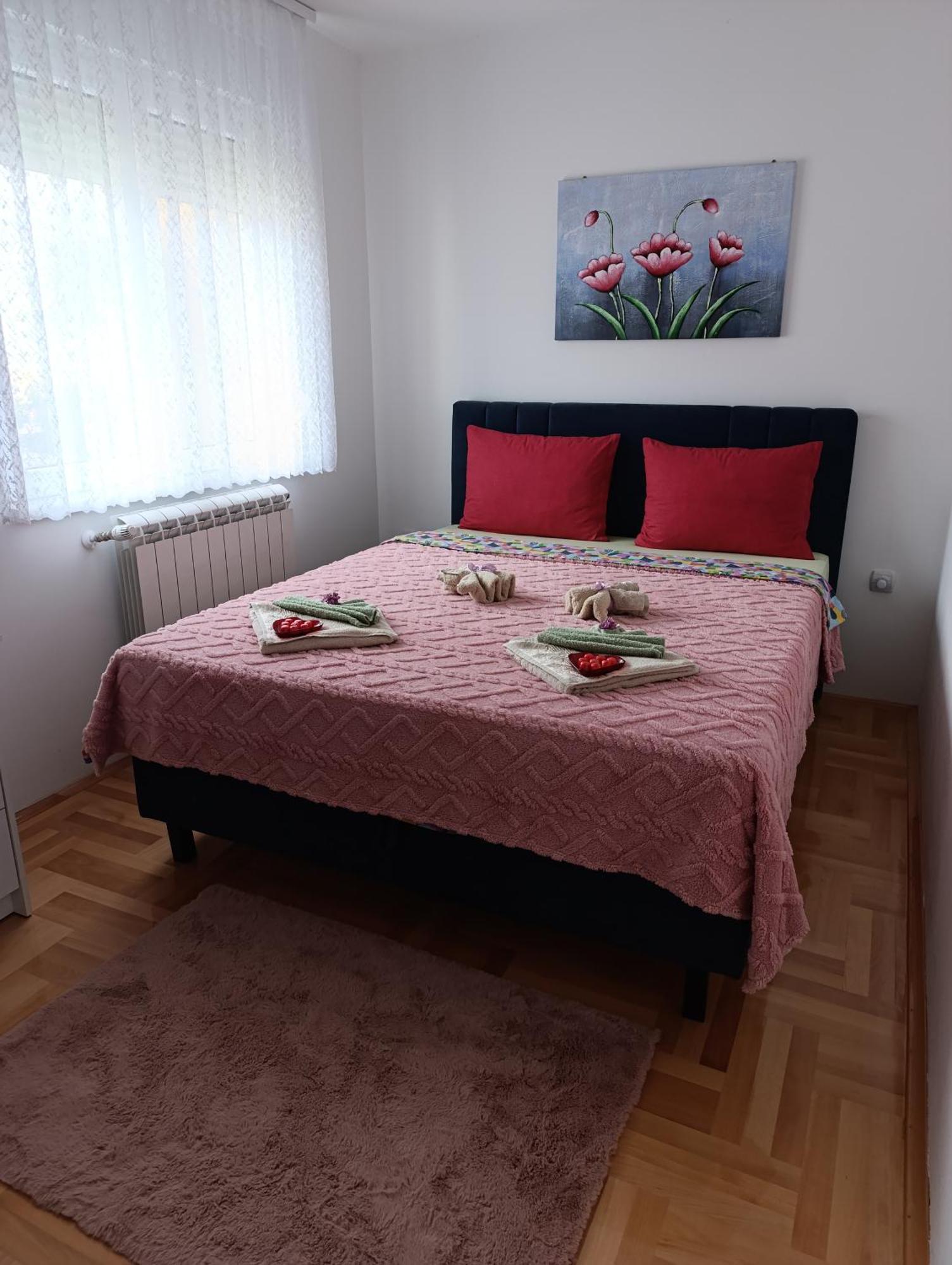 Apartman Lara Pirot Exteriér fotografie