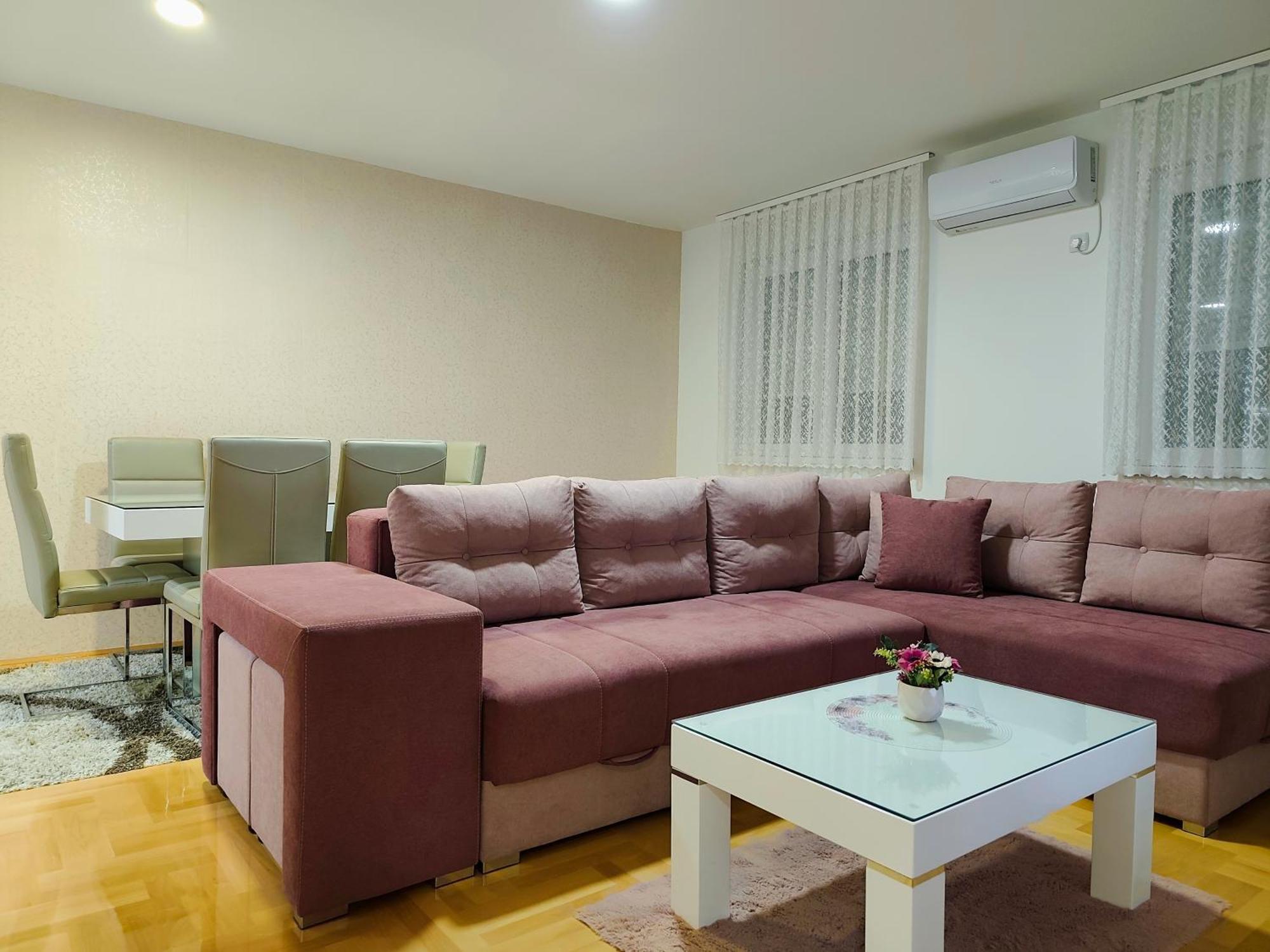 Apartman Lara Pirot Exteriér fotografie